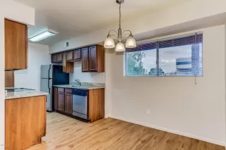 Photo #6: 6017036 Listing