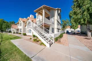 Photo #6: 6017397 Listing