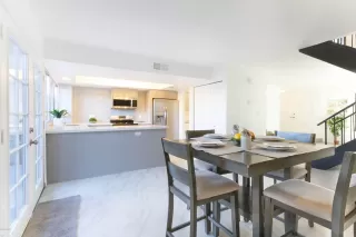 Photo #3: 6017449 Listing 