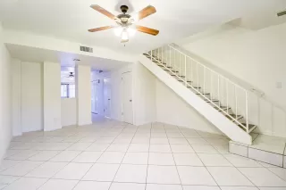 Photo #5: 6017695 Listing