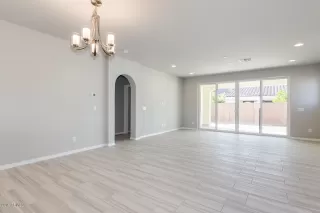 Photo #6: 6017807 Listing