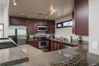 Photo #6: 6017927 Listing