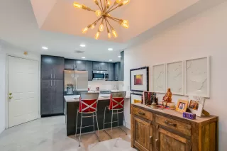 Photo #5: 6017965 Listing