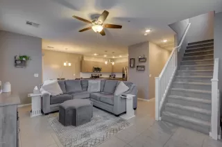 Photo #3: 6018057 Listing 