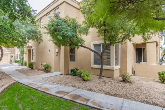 MLS: 6018156 Condo For Sale