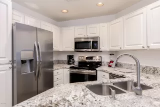 Photo #1: 6018156 Listing 