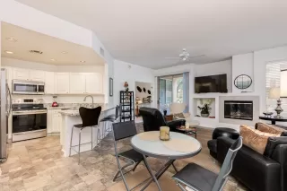 Photo #2: 6018156 Listing 
