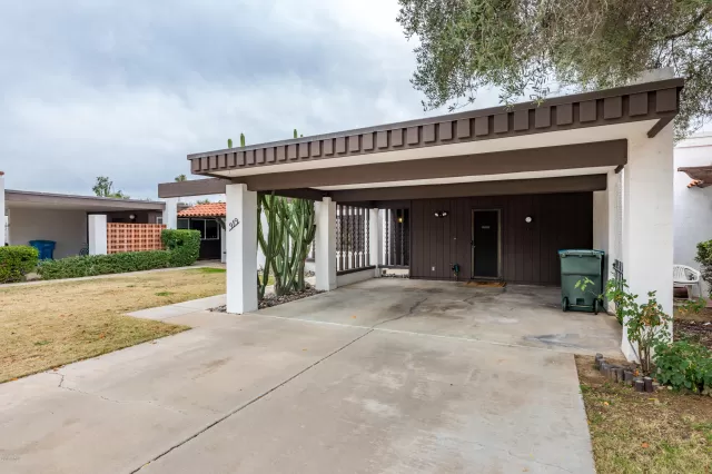 MLS: 6018207 Condo For Sale