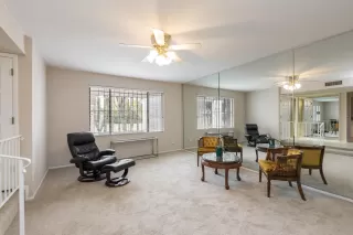 Photo #5: 6018207 Listing