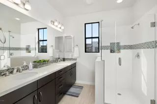 Photo #5: 6018479 Listing 