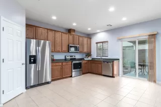 Photo #2: 6018680 Listing 