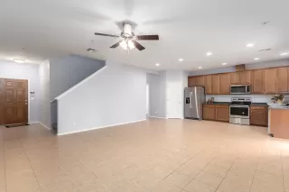 Photo #4: 6018680 Listing 