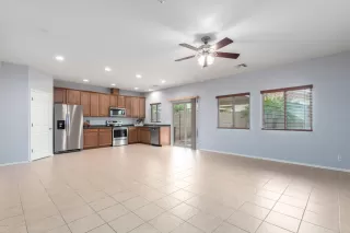 Photo #5: 6018680 Listing 