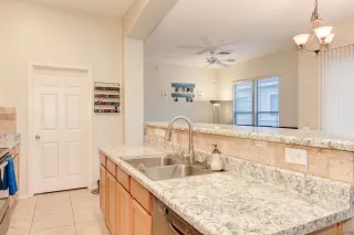 Photo #5: 6018768 Listing 