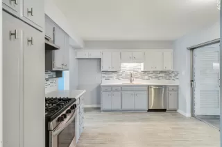 Photo #2: 6018790 Listing 