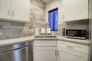 Photo #2: 6018887 Listing 