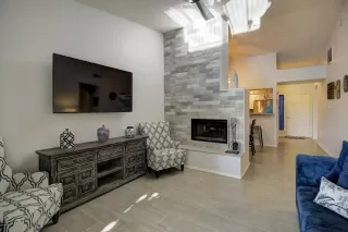 Photo #6: 6018887 Listing 