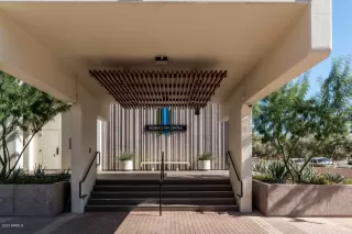 Photo #5: 6019018 Listing