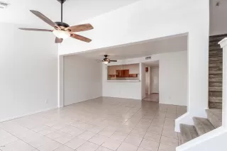 Photo #3: 6019159 Listing