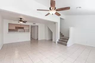 Photo #4: 6019159 Listing