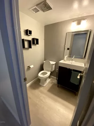 Photo #6: 6019194 Listing