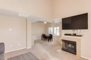 Photo #4: 6019295 Listing