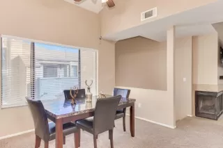 Photo #6: 6019295 Listing