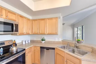 Photo #6: 6019404 Listing