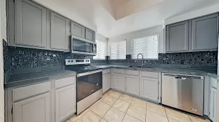 Photo #2: 6019418 Listing