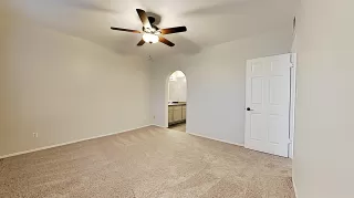 Photo #4: 6019418 Listing