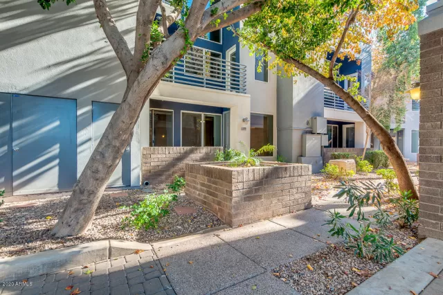 MLS: 6019436 Condo For Sale