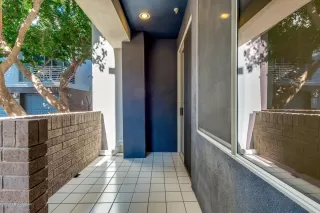 Photo #3: 6019436 Listing