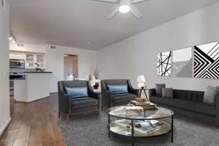 Photo #5: 6019436 Listing