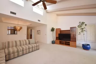 Photo #6: 6019465 Listing 