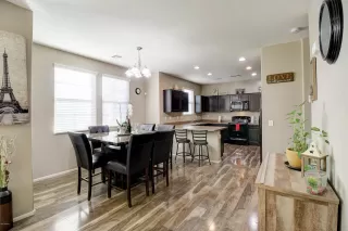 Photo #5: 6019576 Listing 