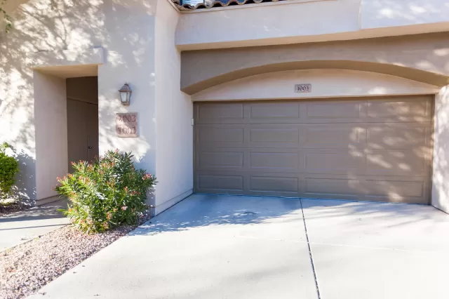 MLS: 6019579 Condo For Sale