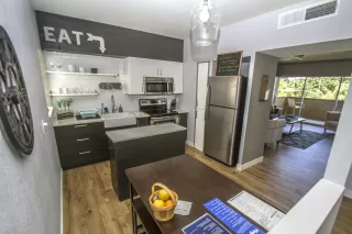 Photo #1: 6019790 Listing