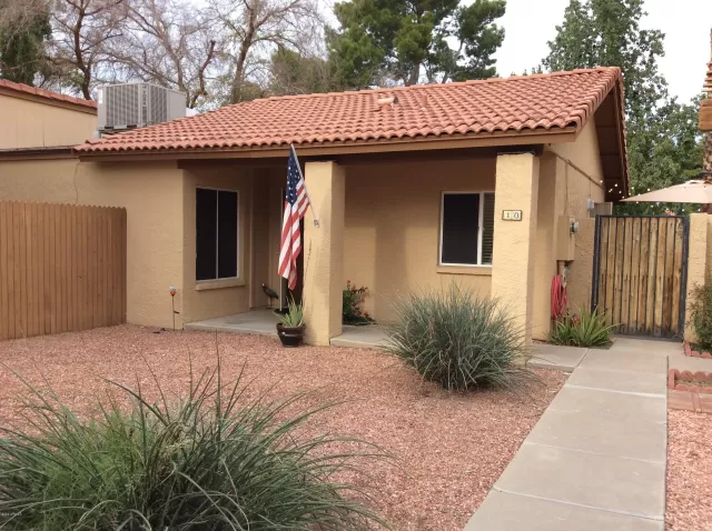 MLS: 6019822 Condo For Sale