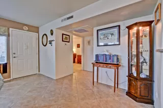 Photo #3: 6020235 Listing