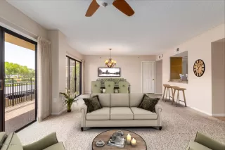 Photo #2: 6020271 Listing 