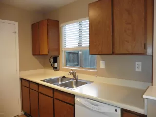 Photo #5: 6020805 Listing 