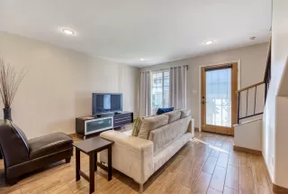 Photo #1: 6021247 Listing