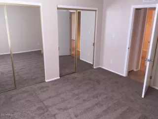 Photo #5: 6021294 Listing