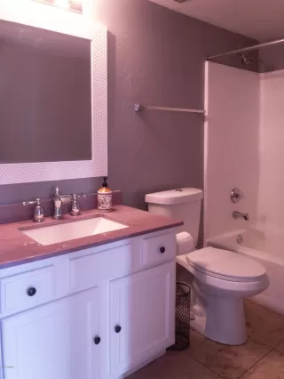 Photo #5: 6021478 Listing