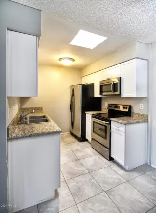 Photo #4: 6021829 Listing 