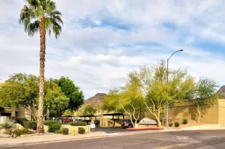 Photo #1: 6022079 Listing