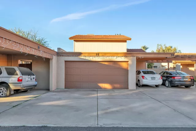 MLS: 6022083 Condo For Sale