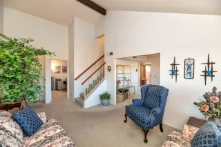 Photo #2: 6022083 Listing