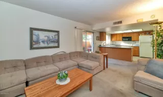 Photo #6: 6022083 Listing