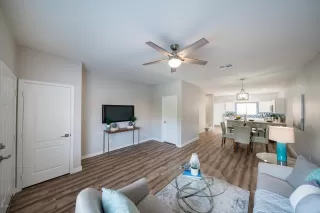 Photo #1: 6022167 Listing 